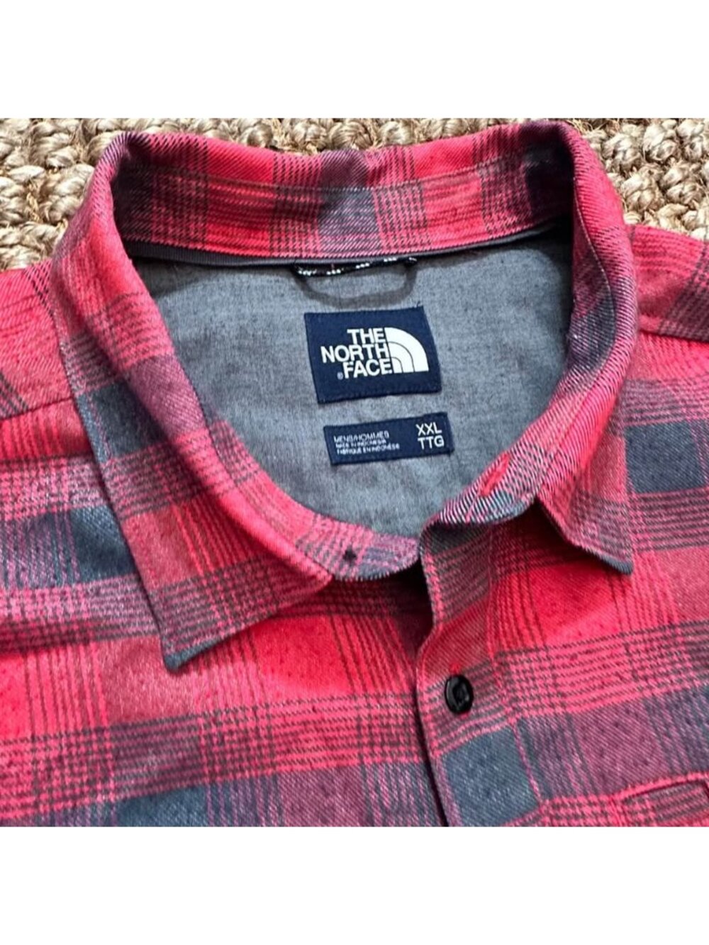 North Face Men's Size XXL Flannel Shirt Long Sleeve Plaid Red Gray Button Up